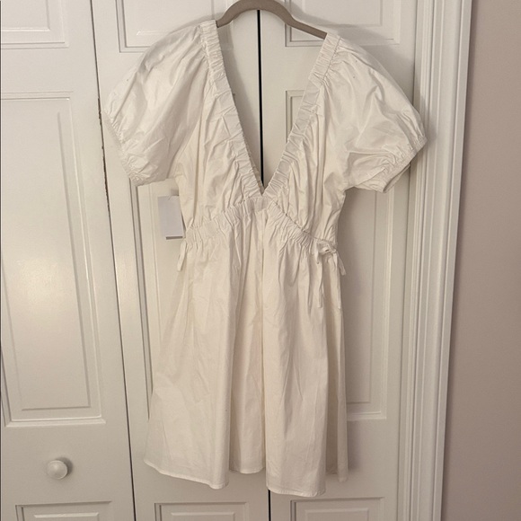 BP White Garment with Elastic Detail - Picture 1 of 3